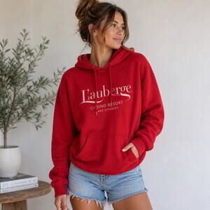 L’Auberge Red Graphic Hoodie Pullover Long Sleeve Pocket Sz M